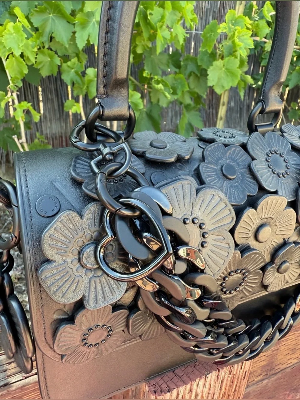 Novelty Strap| Bag Strap| ‘Black-Out’ Shiny & Matte Link Chain| Heart Shape